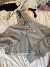 Champion Sweatshirt Photo 0