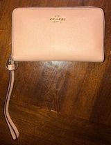 Coach Wristlet  Photo 0