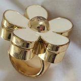 Marc Jacobs  Daisy perfume ring size 7 Photo 0