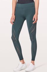 Lululemon Reveal 7/8 Tight Photo 0