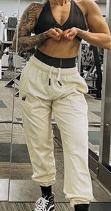 Youngla Pump Cover Joggers Photo 0