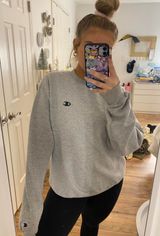 Champion Gray Crewneck Photo 0