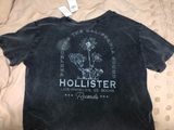 Hollister Tshirt Photo 0