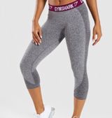 Gymshark Capri Leggings Photo 0