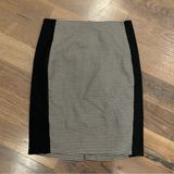 White House | Black Market Houndstooth Pencil Skirt Size 4 Photo 0
