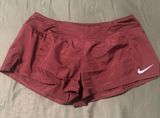 Nike shits size L maroon color Photo 0