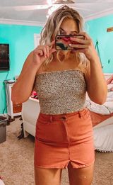 Crop Top Multiple Photo 0