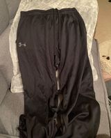Under Armour sweatpants Photo 0