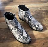 Snake Print Boots Black Size 7.5 Photo 0
