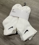 Nike Dri-Fit white ankle socks Photo 0