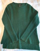 Forever 21 Green Sweater Photo 0