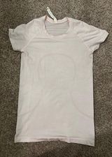 Lululemon Swiftly Tech Short Sleeve Photo 0