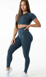 Alphalete Amplify Leggings Photo 0