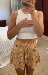 Vanilla Star Jeans flowy floral shorts  Photo 0