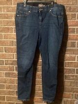 Torrid bombshell skinny medium wash jeans size 18R Photo 0
