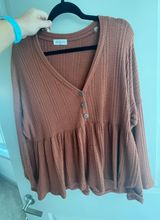 Vestique Long Sleeve Photo 0