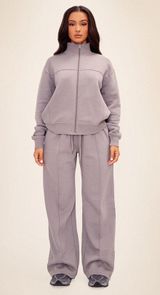 Pretty Little Thing High Waisted Straight Leg Sweatpants Photo 0