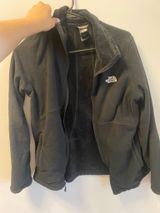 The North Face Fleece Zip-Up – Size M Photo 0