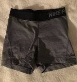 Nike Pro Photo 0