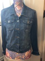 Elle Blue Jean Jacket Size Medium. Photo 0