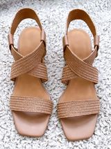 New Boutique Mid Block Chunky High Heel Sandals Brown Size 9 Photo 0