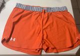 Under Armour Shorts Photo 0