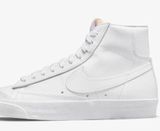 Nike blazer mid all white Photo 0