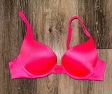 Victoria’s Secret Bra Photo 0