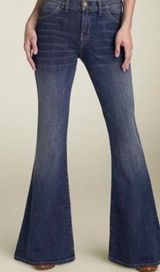 Current/Elliott Elephant Bell Flare Jeans Photo 0