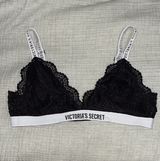 Victoria's Secret Bra Photo 0