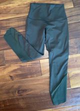 Lululemon Leggings Size 4 23” Photo 0