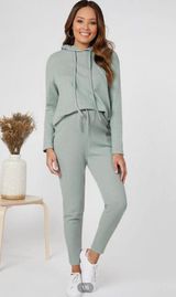 Maternity Sweat Suit Size L Photo 0