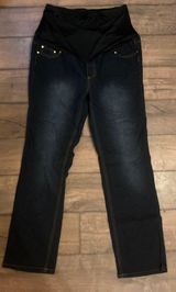 Maternity Jeans Photo 0
