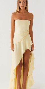 Bodie Peppermayo Maxi Dress Pastel Yellow Photo 0