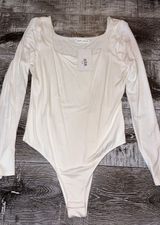 Wasabi + Mint Boutique White Bodysuit Photo 0
