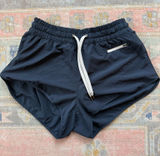 Vuori Shorts Women’s Small Athletic Photo 0