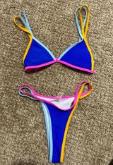 Color block bikini Photo 0