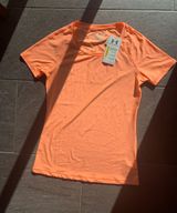 Under Armour Shirt Photo 0