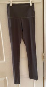 Aritzia TNA Leggings Photo 0