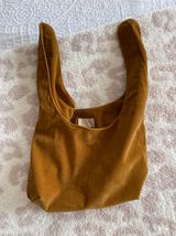 Merit Makeup bag Photo 0