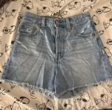 Levi’s Shorts Photo 0