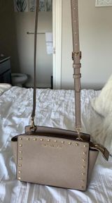 Michael Kors Crossbody Handbag Photo 0