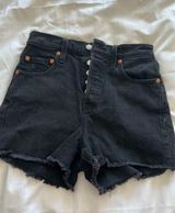 Levi’s Black Shorts Photo 0