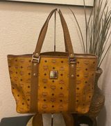 MCM Tote Photo 0