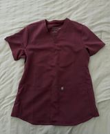 Mauve/Dark pink Scrubs Set Photo 0