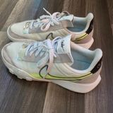 Nike Air Waffle Athletic Shoes Photo 0