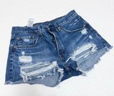 Women’s Levi 501 Shorts size 30 Photo 0