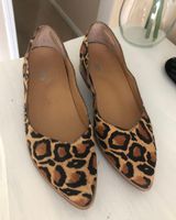 Dr. Scholls Leopard Print Flats Photo 0