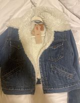 Levi’s Jean Jacket Photo 0