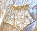 Zaful White Beach Shorts Photo 0